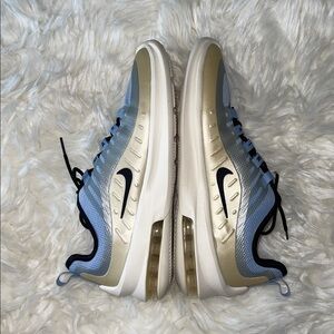 Nike Light Blue and Black Athletic Shoes Womens Size 10 Nike Air Max